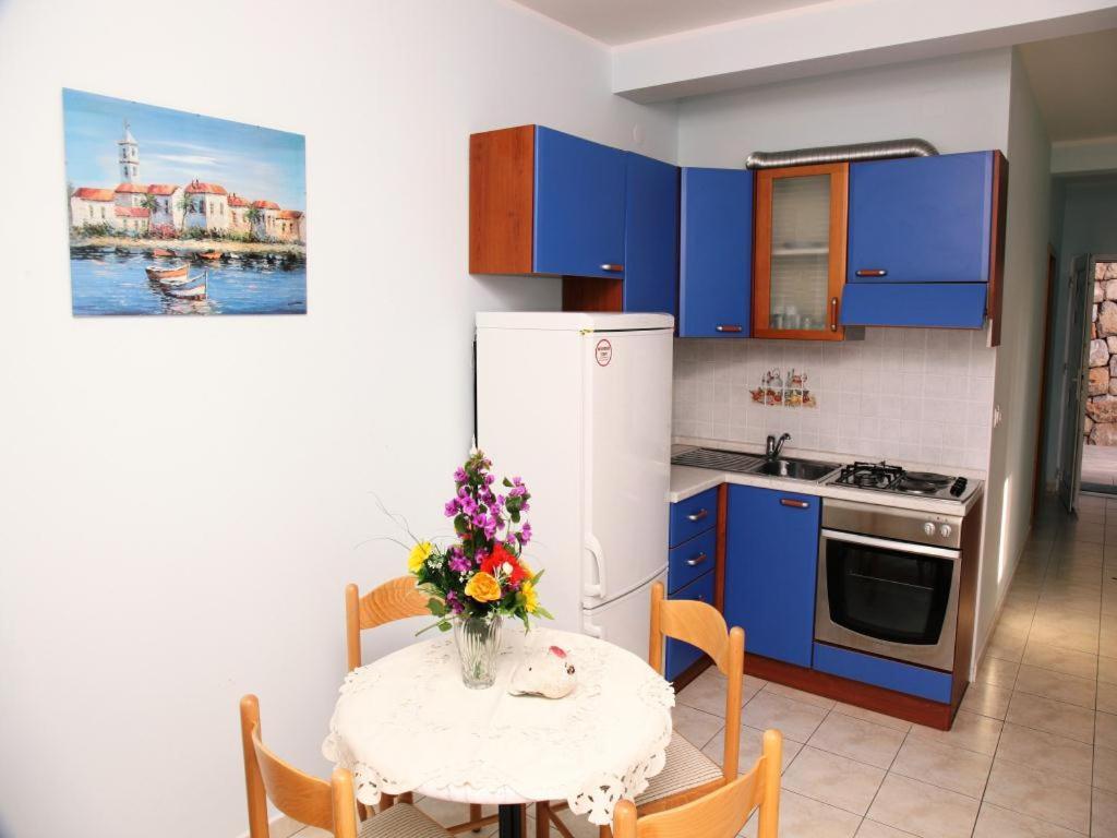 Apartments Maskovic Karbuni Прізба Екстер'єр фото